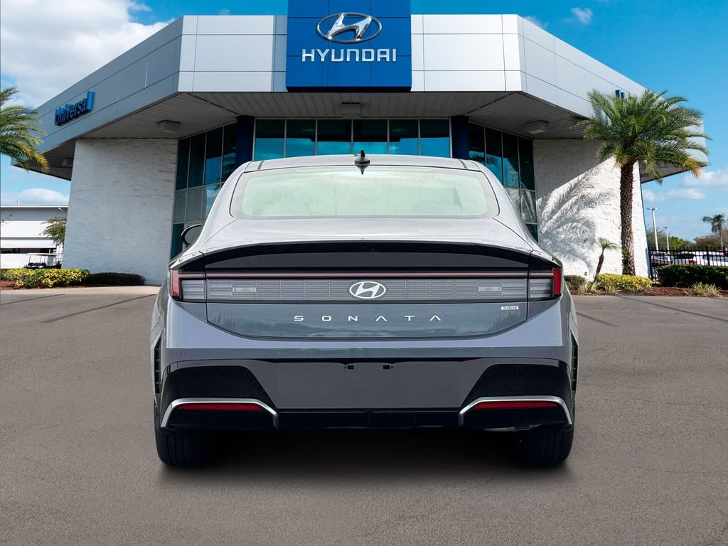 New 2026 Hyundai Sonata Limited FWD image 7