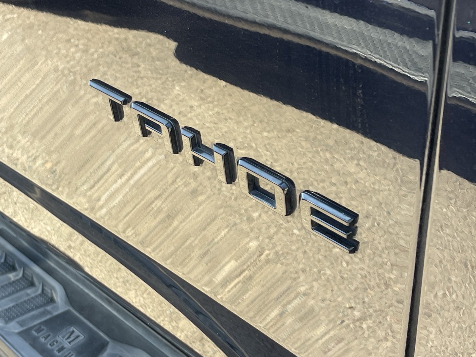 Certified 2023 Chevrolet Tahoe Z71 w/ Luxury Package AWD/4WD image 5