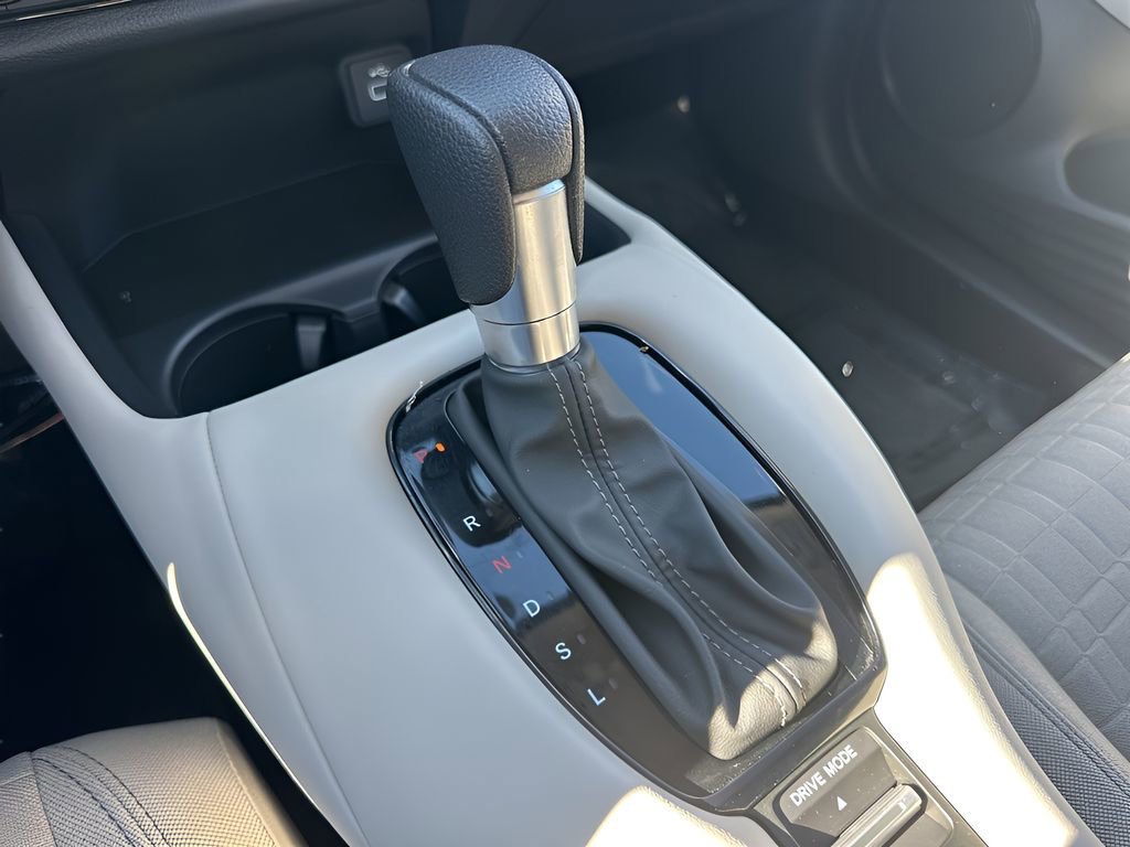 Used 2025 Honda HR-V LX image 15
