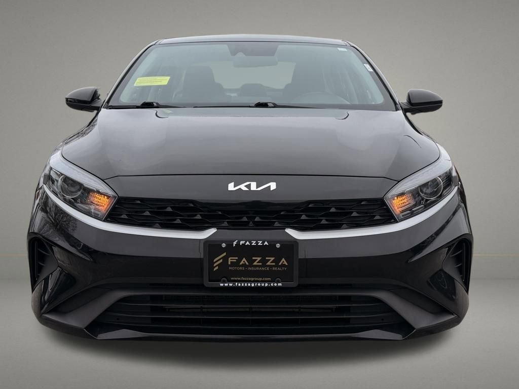 Used 2023 Kia Forte LXS image 9