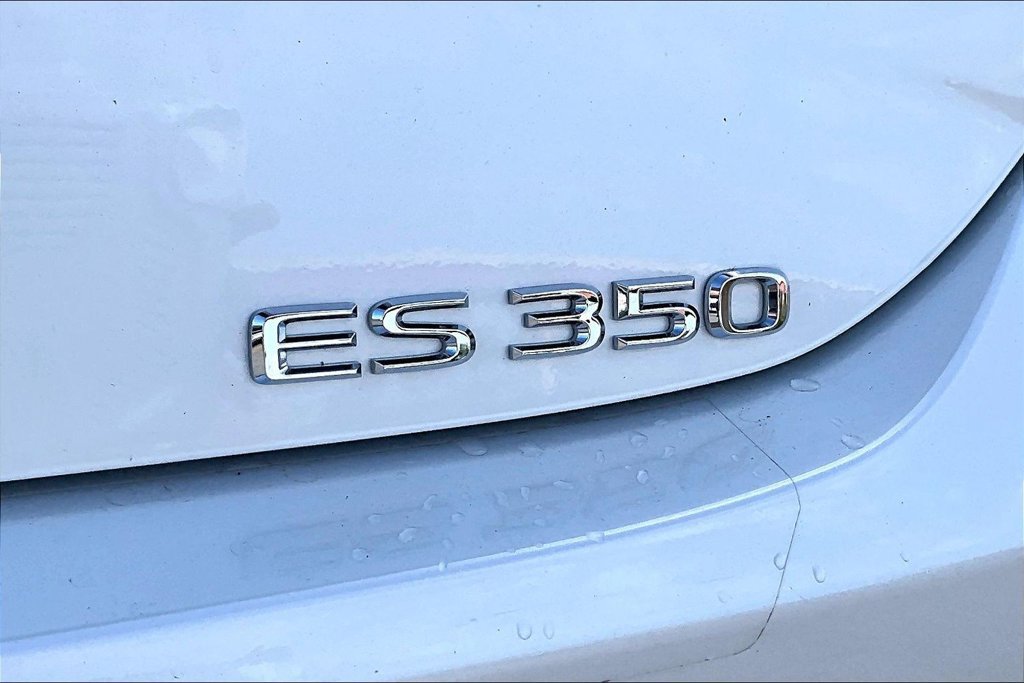 Used 2024 Lexus ES 350 w/ Technology Package FWD image 29