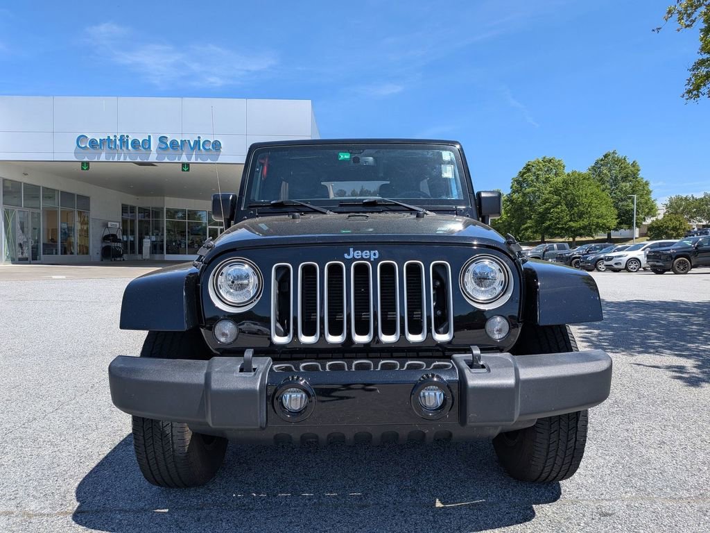 Used 2017 Jeep Wrangler Unlimited Sahara w/ Max Tow Package image 3