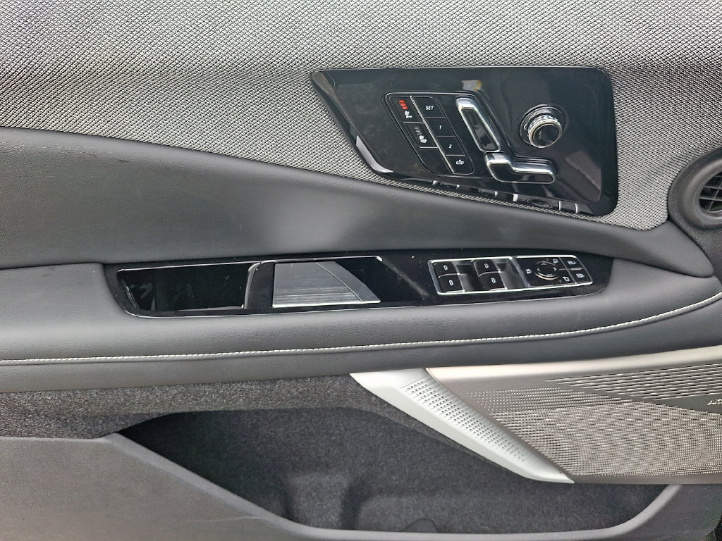 New 2027 Cadillac Optiq Sport AWD/4WD image 8