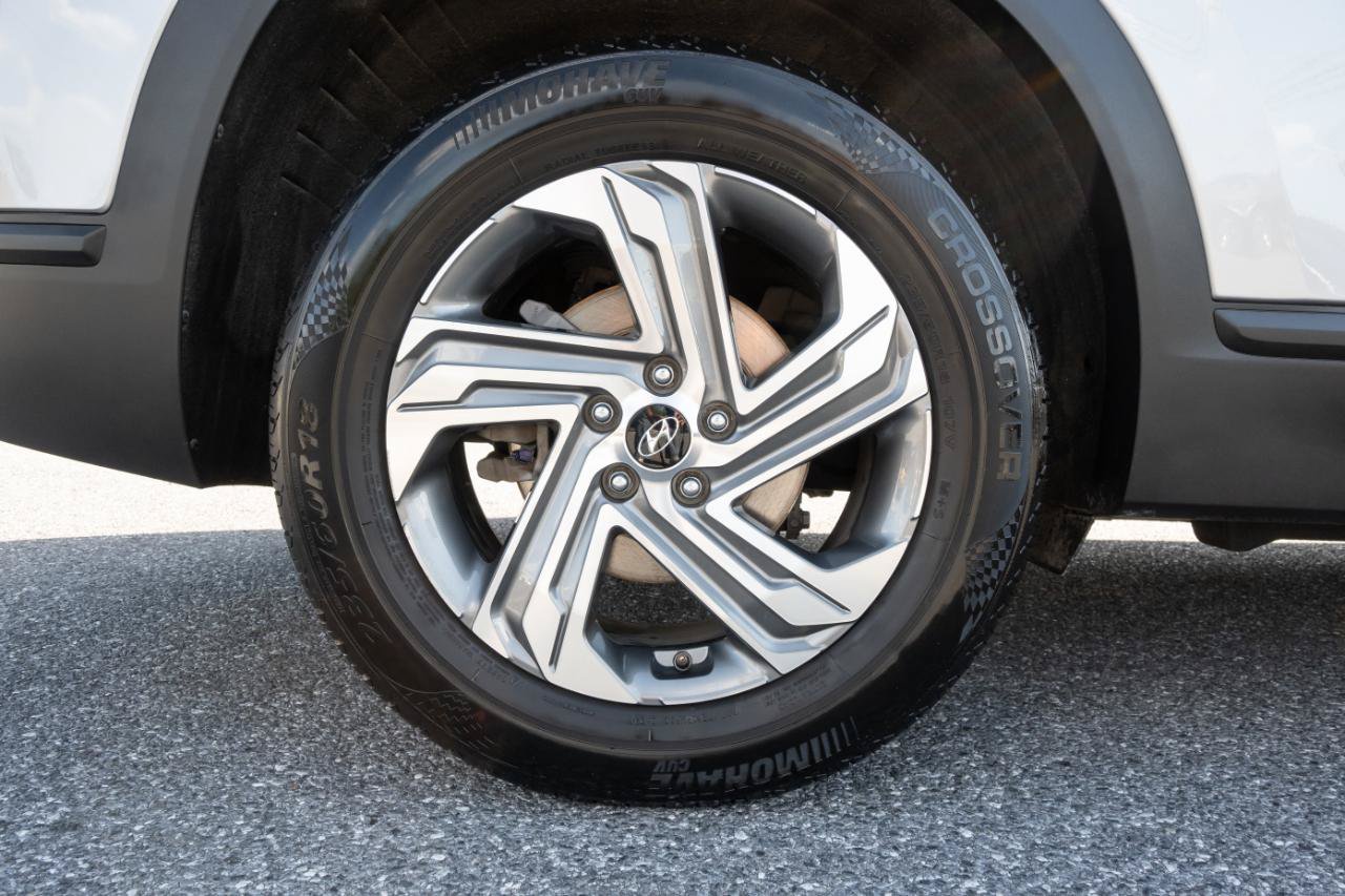 Used 2021 Hyundai Santa Fe SE FWD image 30
