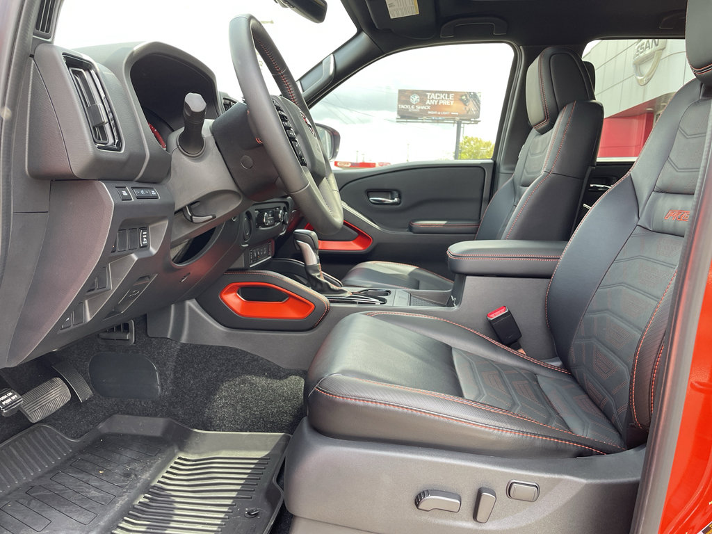 Used 2025 Nissan Frontier Pro-X w/ Pro Premium Package image 11