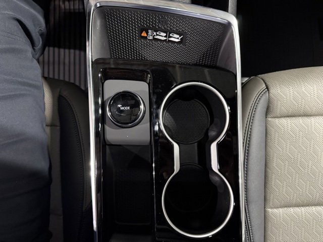 New 2026 Chevrolet Equinox LT w/ Convenience Package II image 23