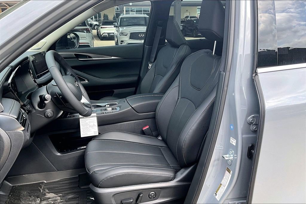 New 2026 INFINITI QX60 Luxe w/ Cargo Package image 34
