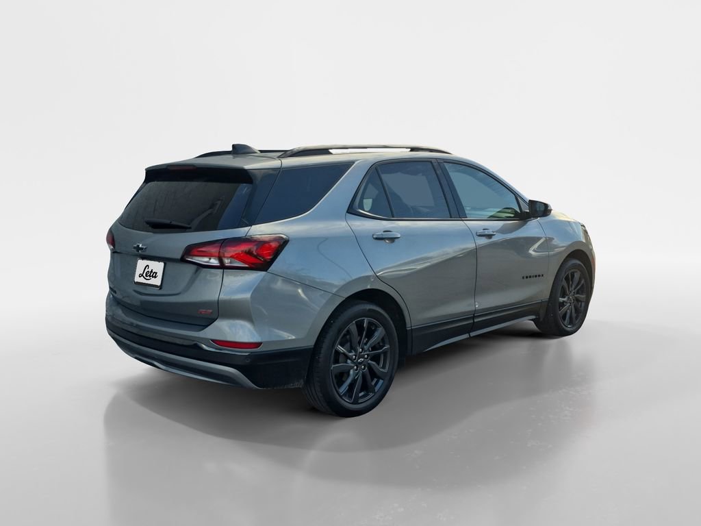 Used 2023 Chevrolet Equinox RS w/ RS Leather Package FWD image 4