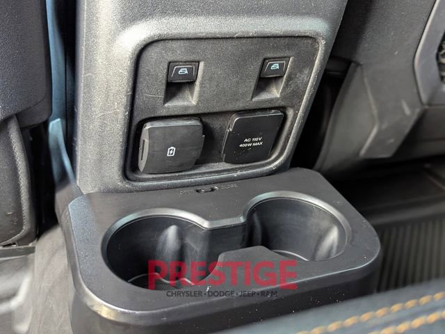 Used 2023 Ford Bronco Badlands image 28