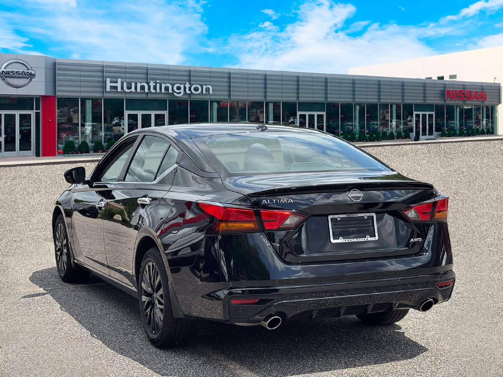 Certified 2025 Nissan Altima 2.5 SV w/ SV Special Edition Package AWD/4WD image 7