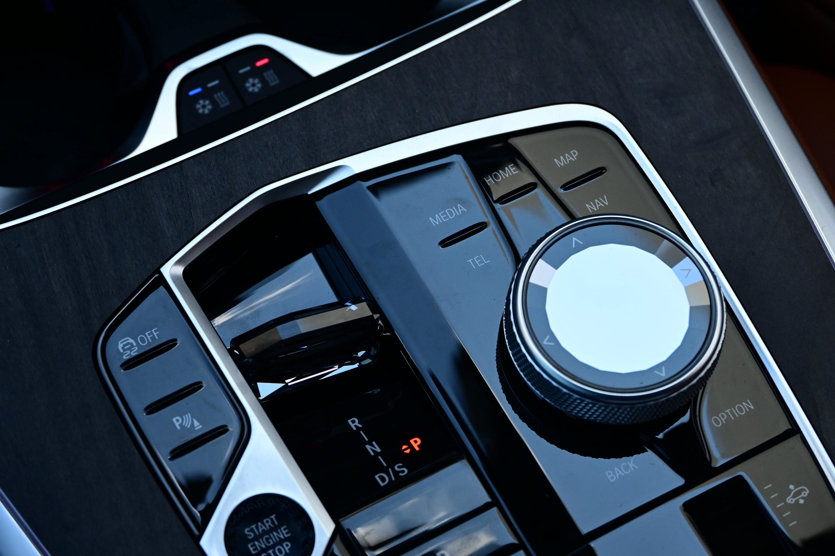 New 2026 BMW X7 M60i image 18