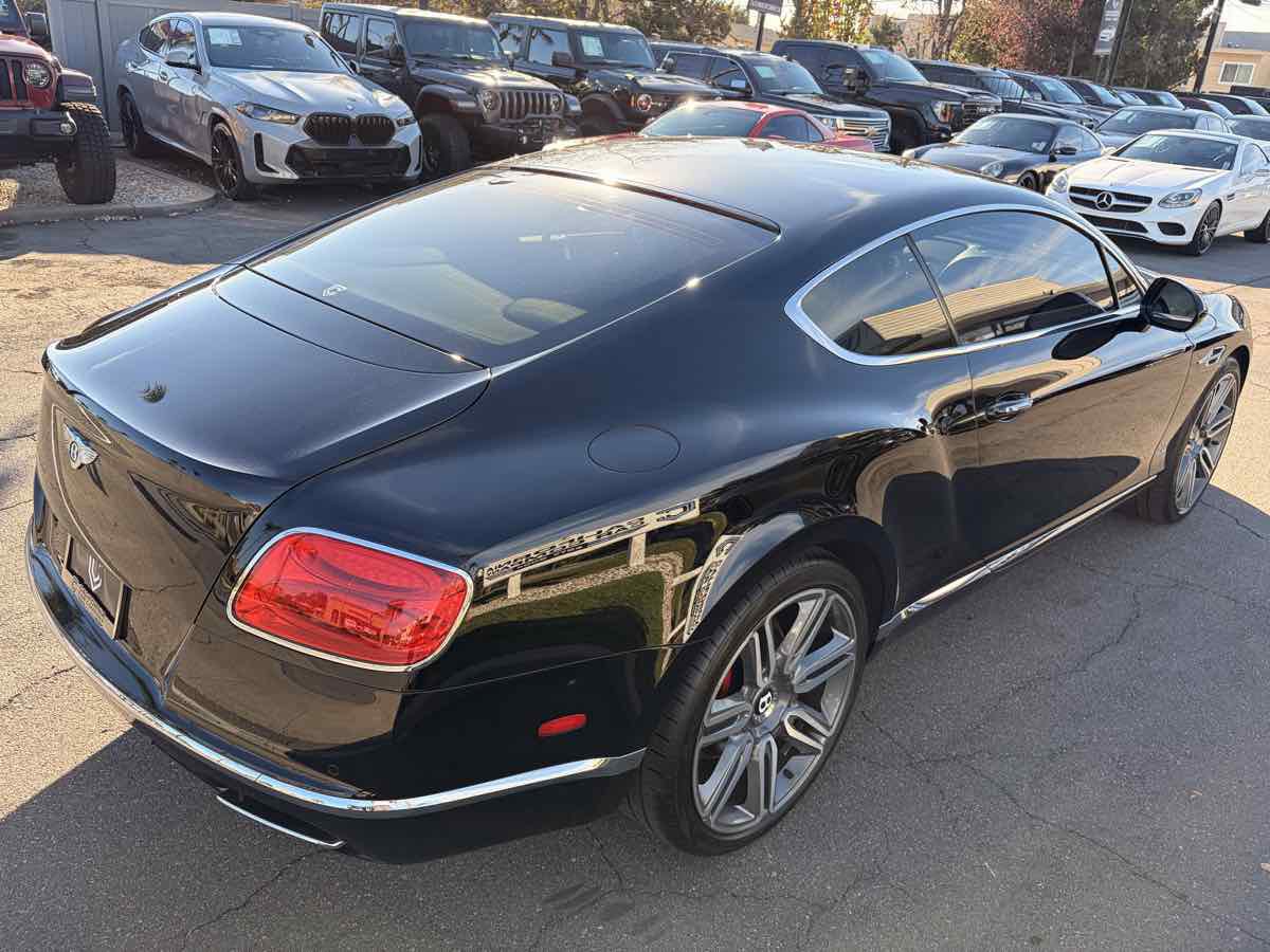 Used 2017 Bentley Continental GT image 39