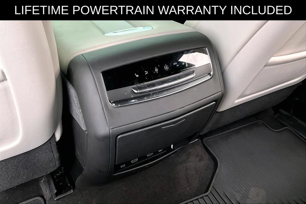 Used 2025 Cadillac Escalade ESV Sport Platinum AWD/4WD image 31