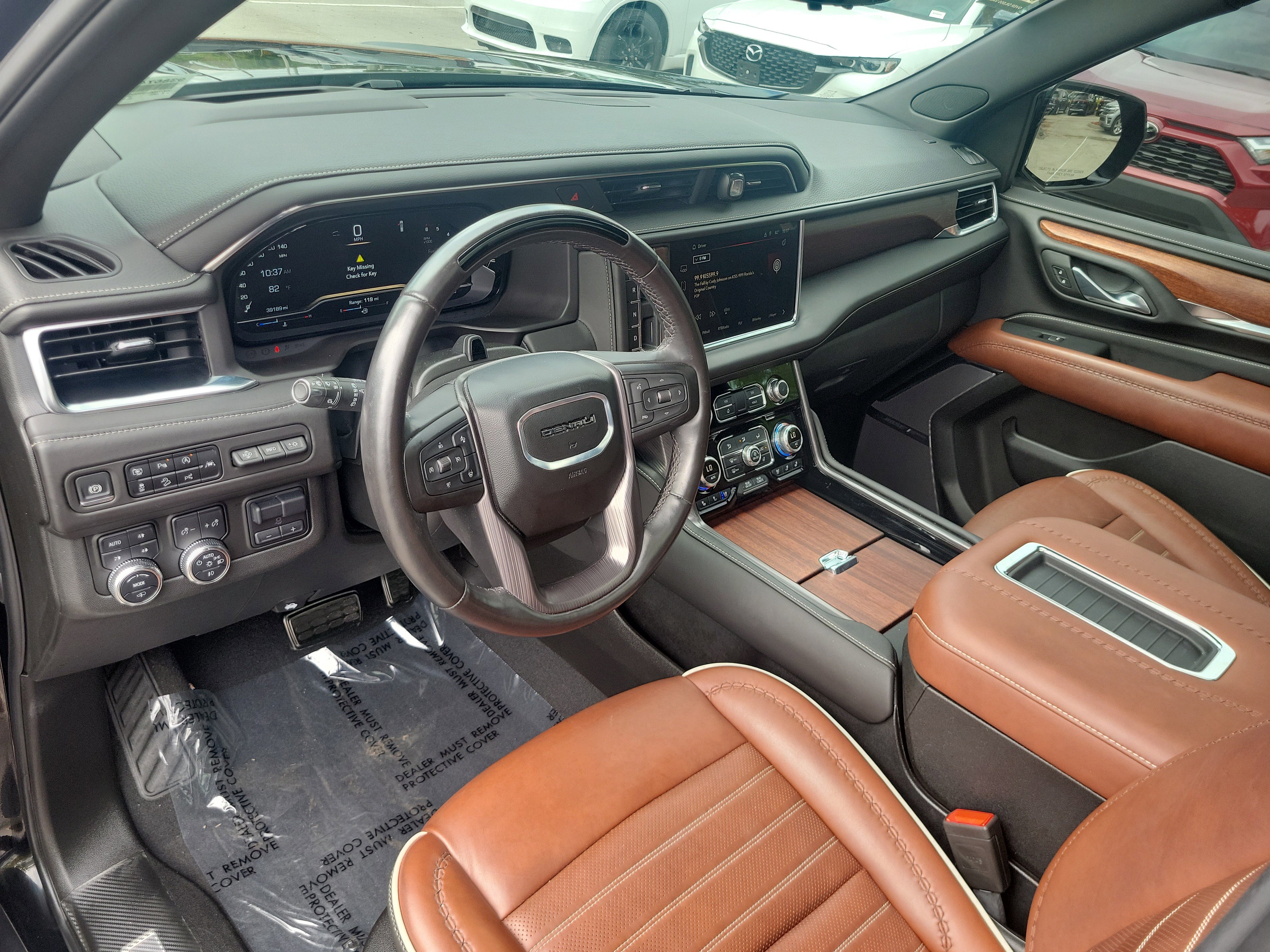 Used 2024 GMC Yukon Denali Ultimate AWD/4WD image 21