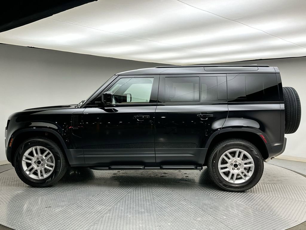 New 2026 Land Rover Defender 110 S AWD/4WD image 10