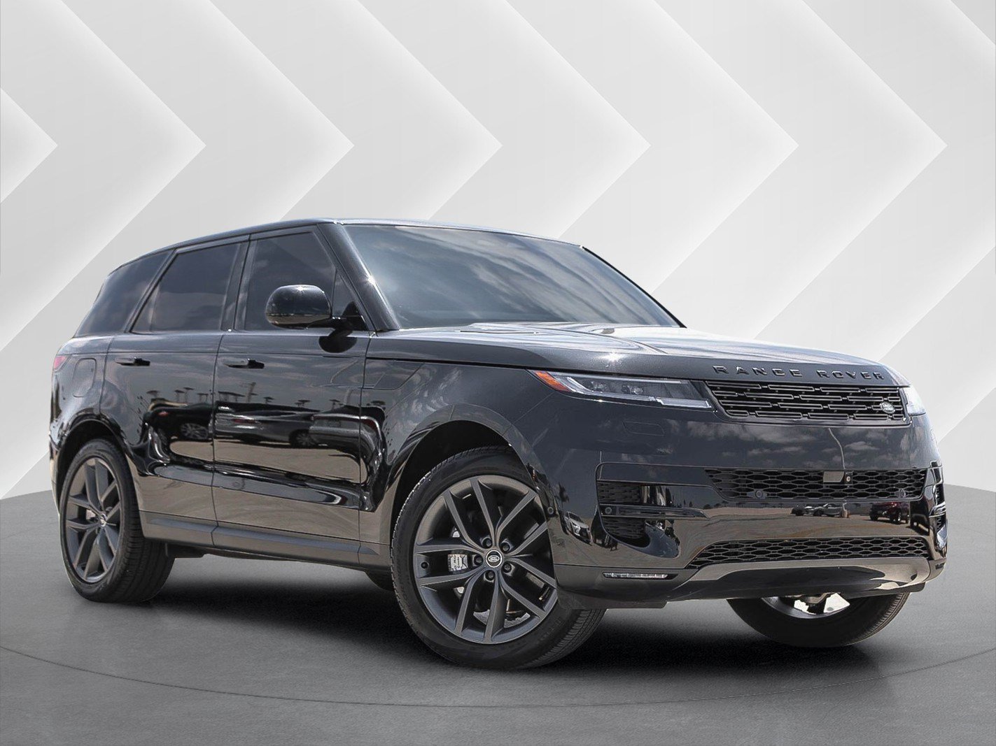 Used 2025 Land Rover Range Rover Sport SE
