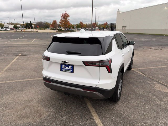 Used 2026 Chevrolet Equinox LT w/ LPO, Floor Liner Package FWD image 6