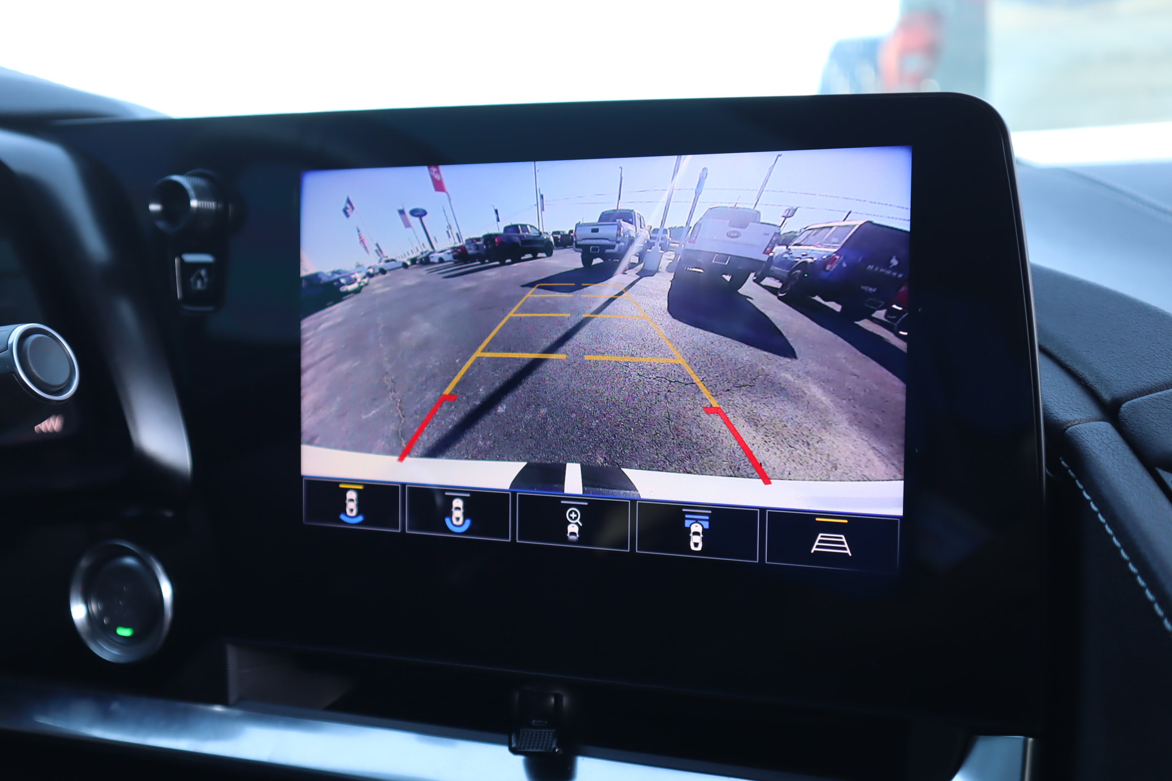 Used 2021 Chevrolet Corvette Stingray Preferred Cpe w/ 2LT image 28