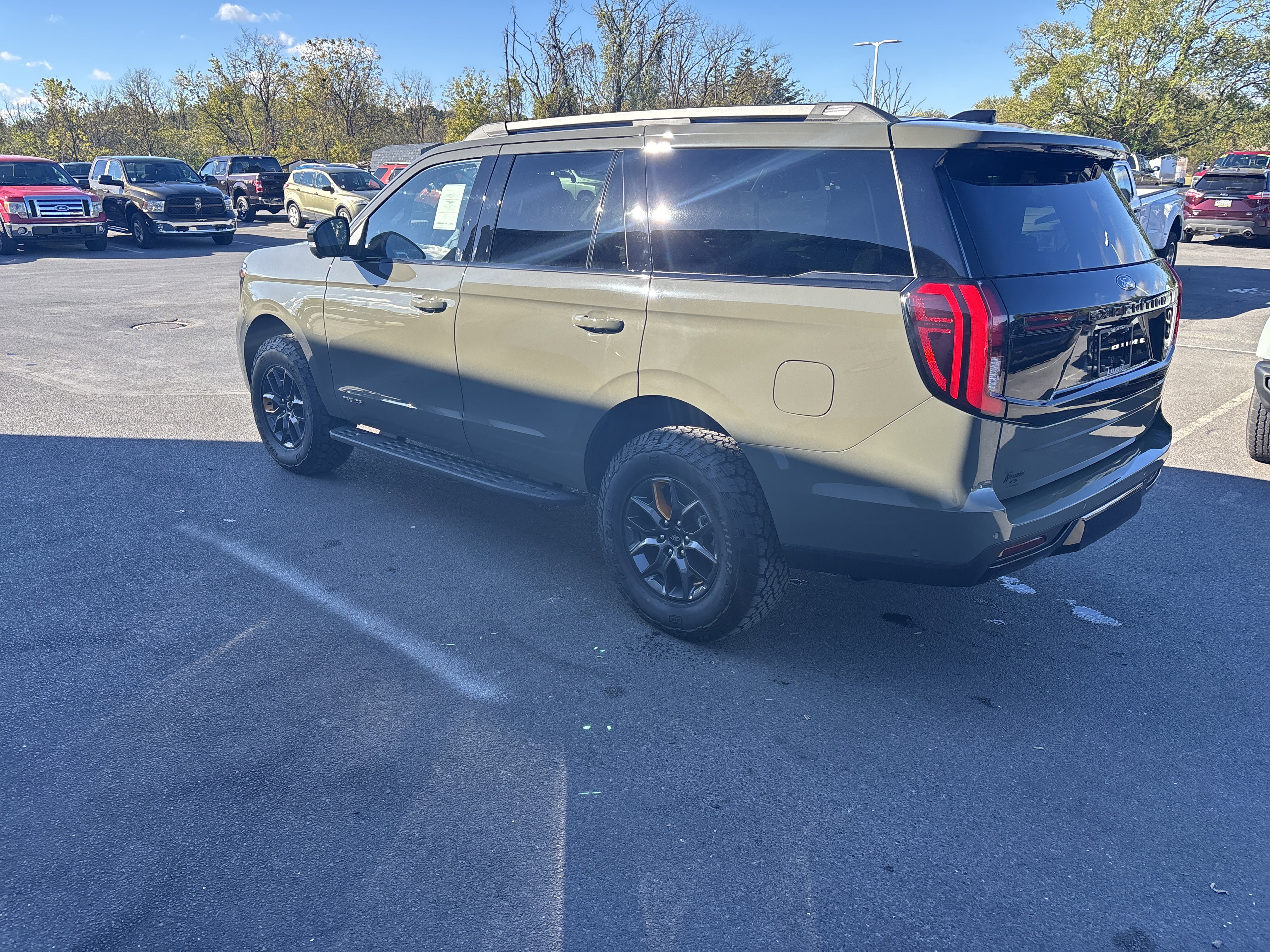 New 2025 Ford Expedition Tremor image 6