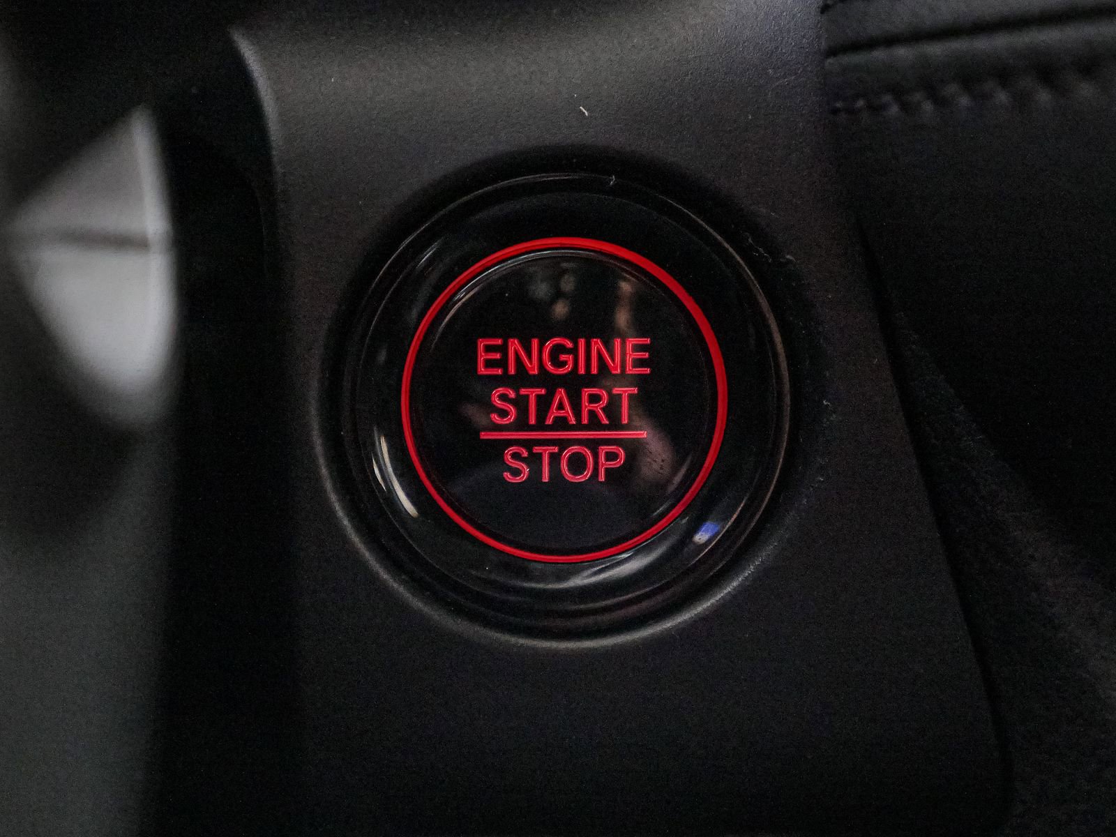 Used 2023 Honda HR-V LX image 37