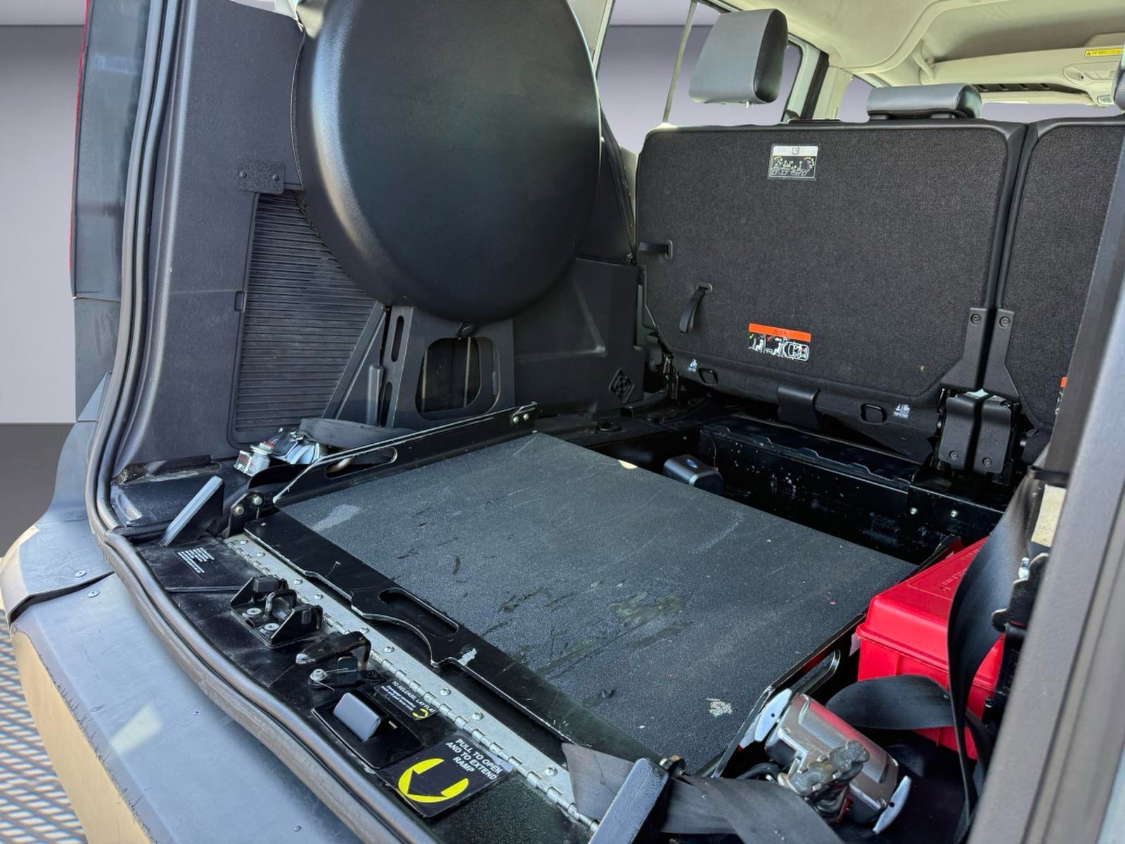 Used 2015 Ford Transit Connect XL FWD image 12