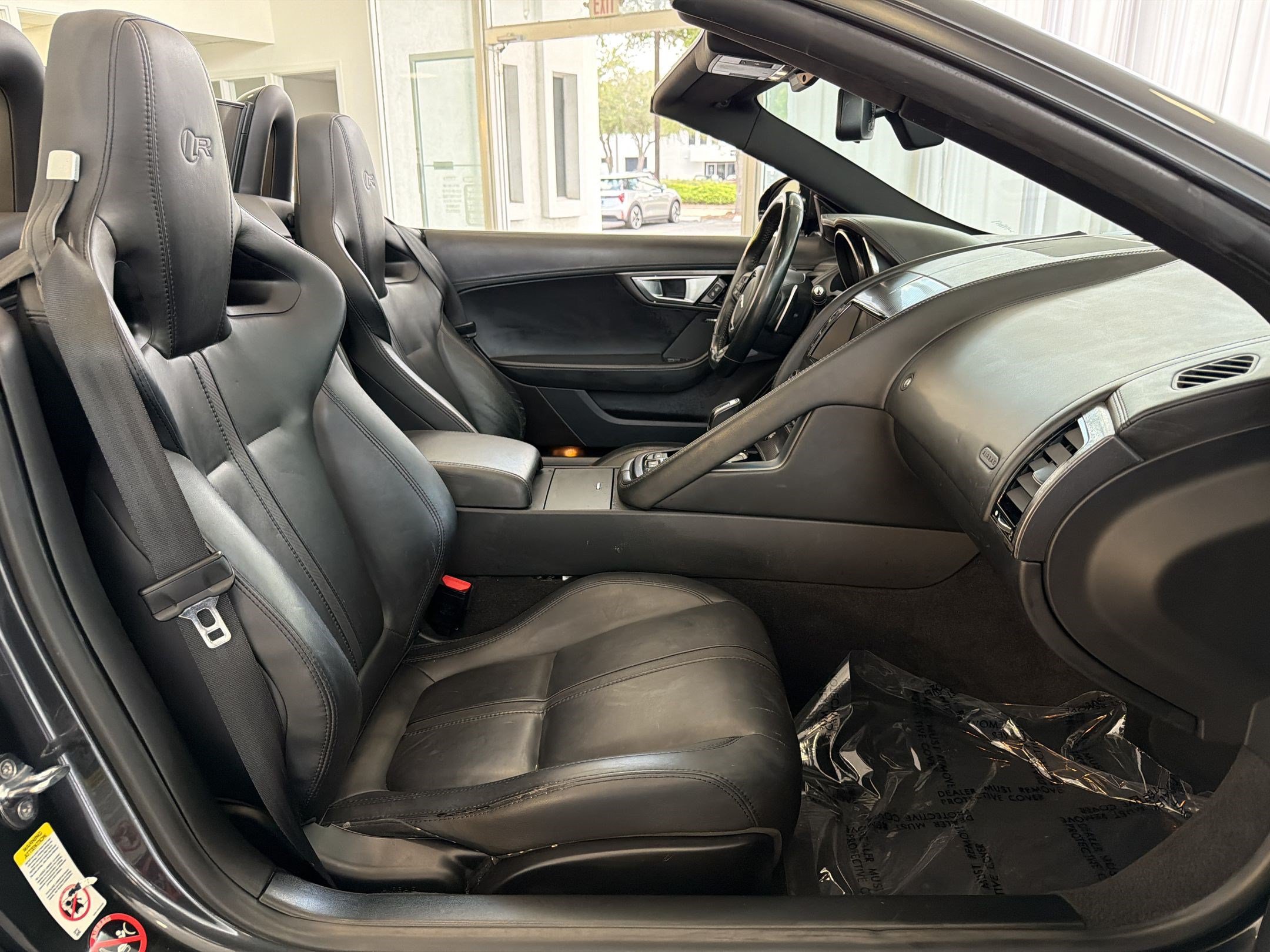 Used 2016 Jaguar F-TYPE R AWD/4WD image 25
