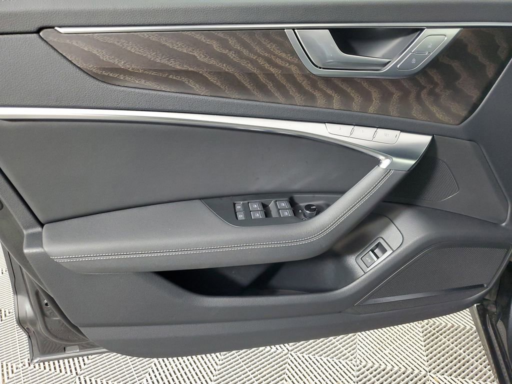 Used 2023 Audi A6 Premium Plus w/ Premium Plus Package image 18