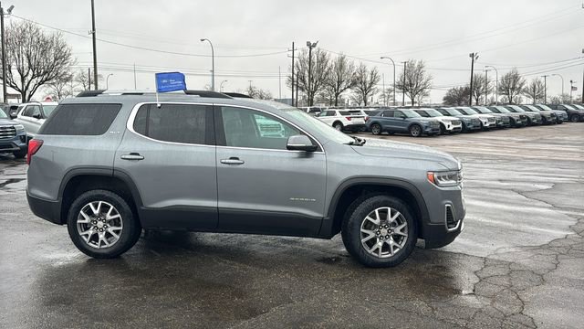 Used 2020 GMC Acadia SLT w/ Trailering Package image 3