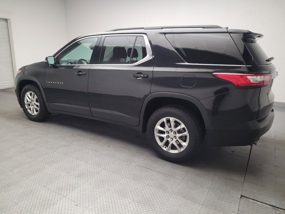 Used 2019 Chevrolet Traverse LT FWD image 3