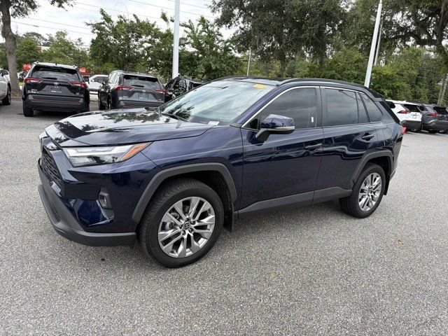 Used 2024 Toyota RAV4 XLE Premium FWD image 5
