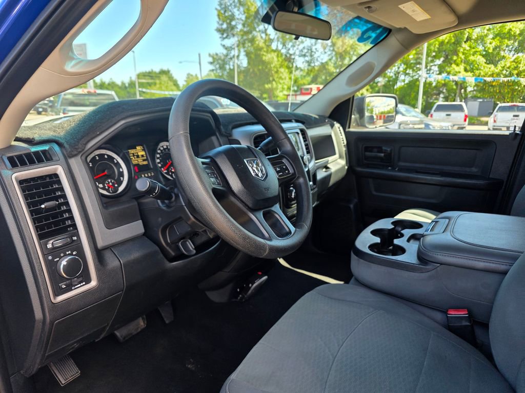 Used 2015 RAM 1500 ST w/ SXT Appearance Group AWD/4WD image 9