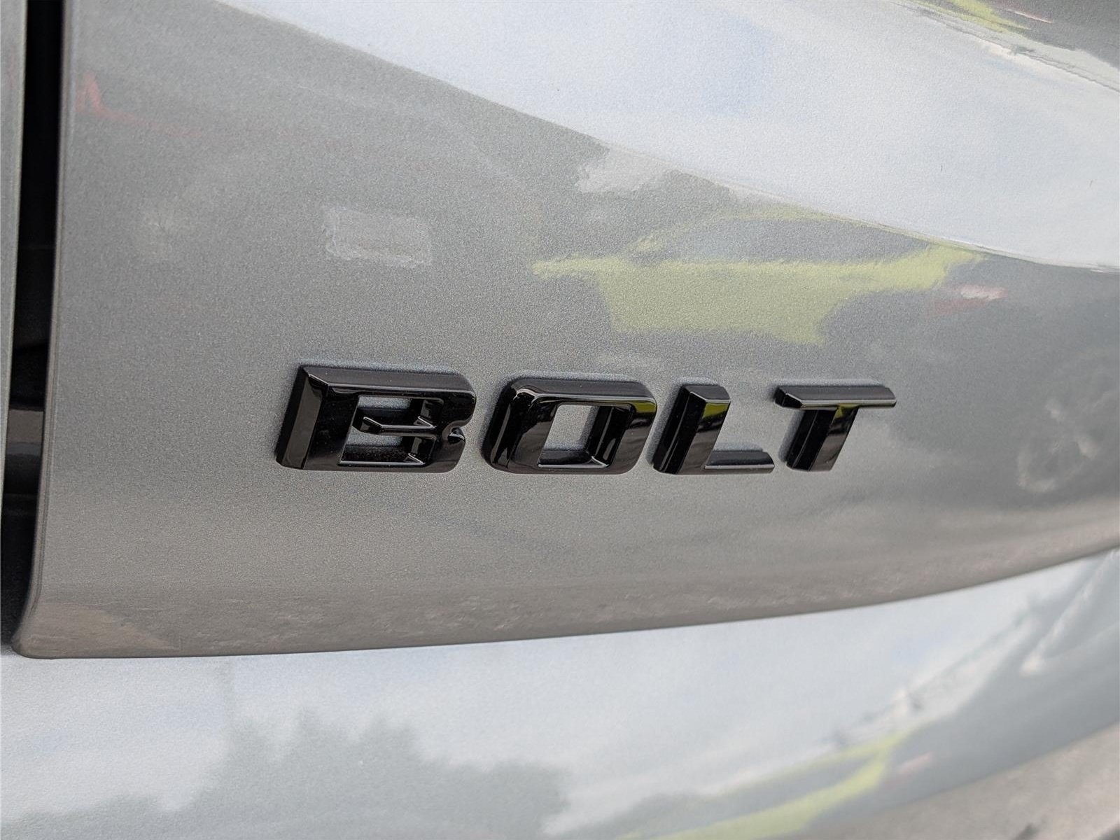 New 2027 Chevrolet Bolt LT w/ Comfort Package FWD image 5