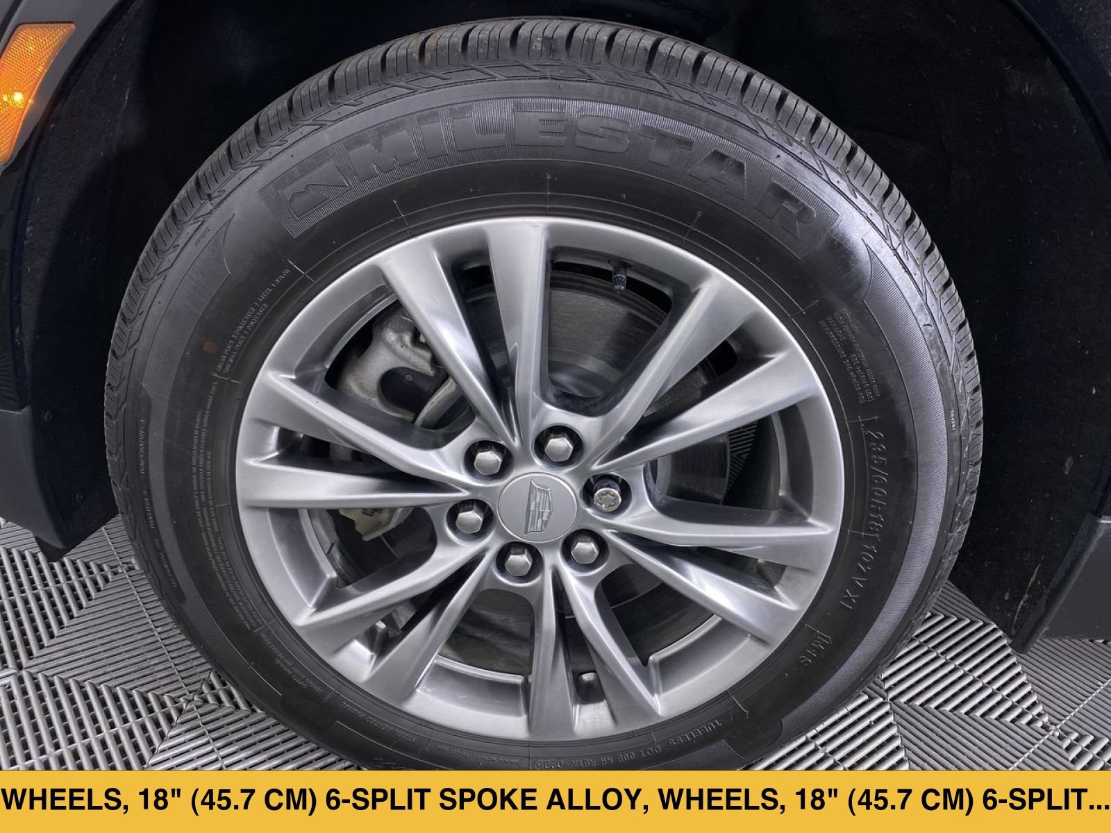 Certified 2023 Cadillac XT5 Premium Luxury w/ Technology Package FWD image 16