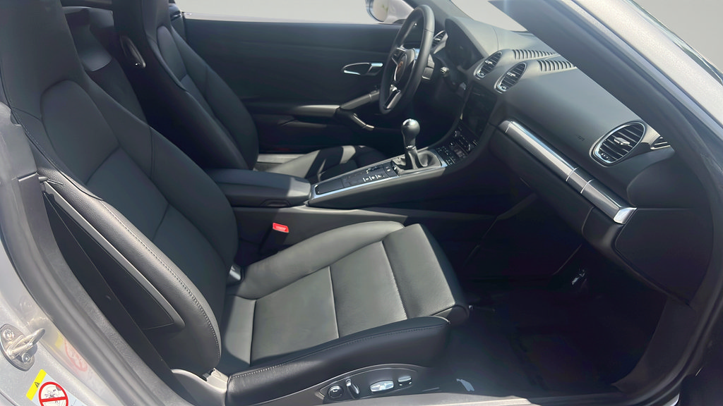 Certified 2024 Porsche 718 Cayman w/ Premium Package RWD image 18
