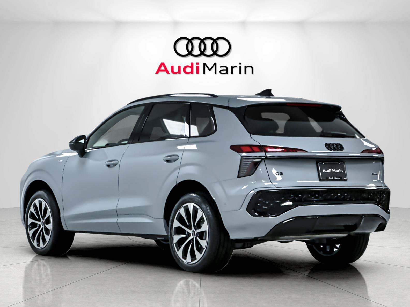 New 2026 Audi Q3 quattro 2.0T AWD/4WD image 3