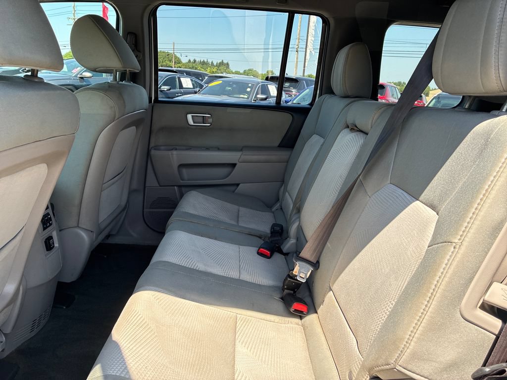 Used 2015 Honda Pilot LX image 15
