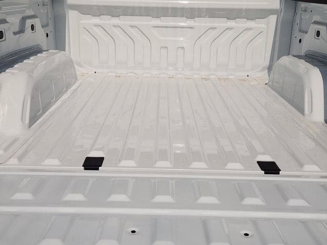 New 2026 Chevrolet Silverado EV LT image 38