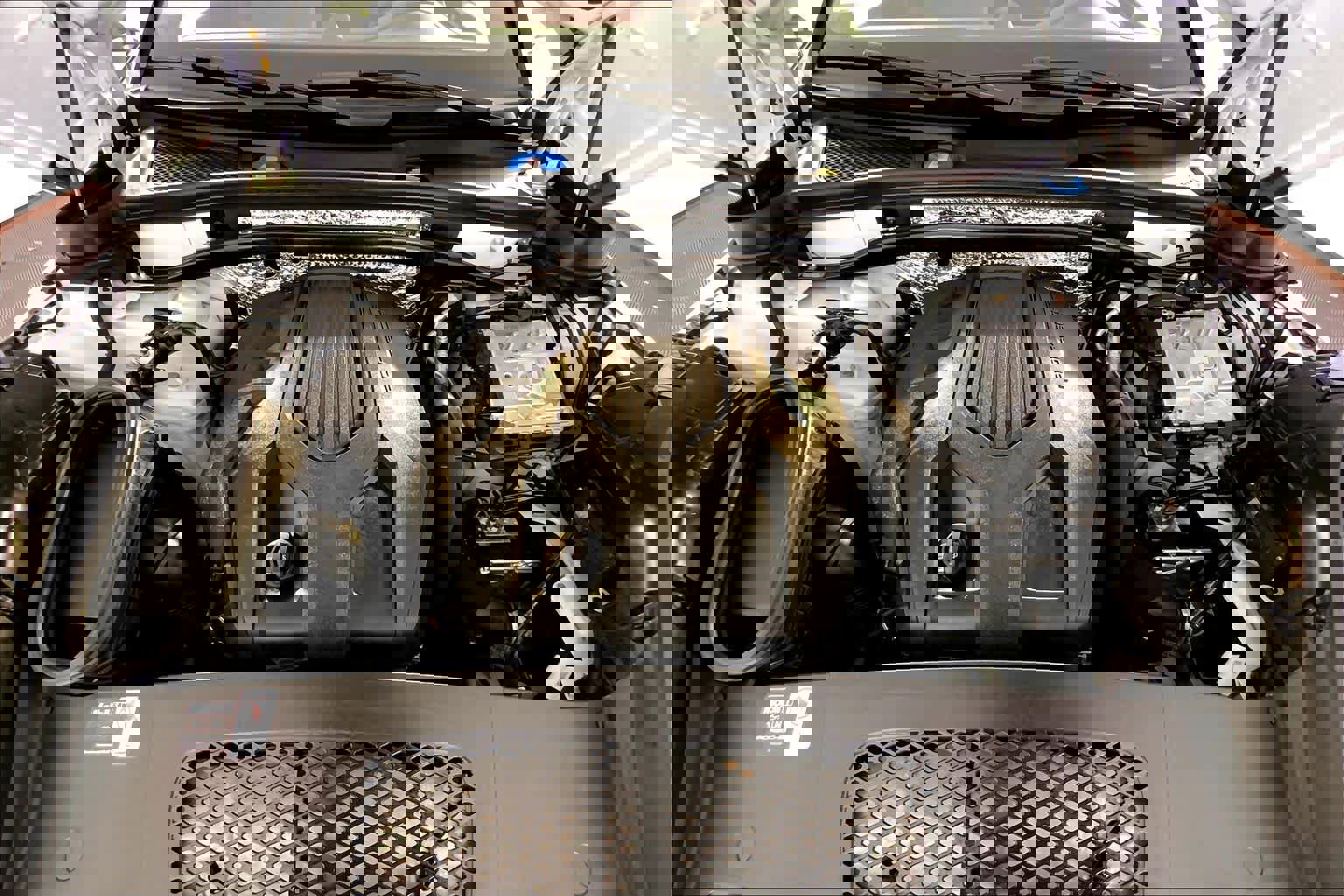 Used 2025 Porsche Macan image 32