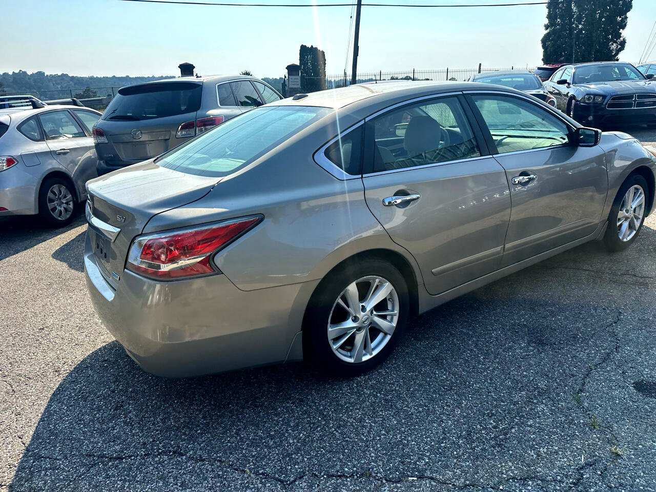 Used 2014 Nissan Altima 2.5 SV image 7