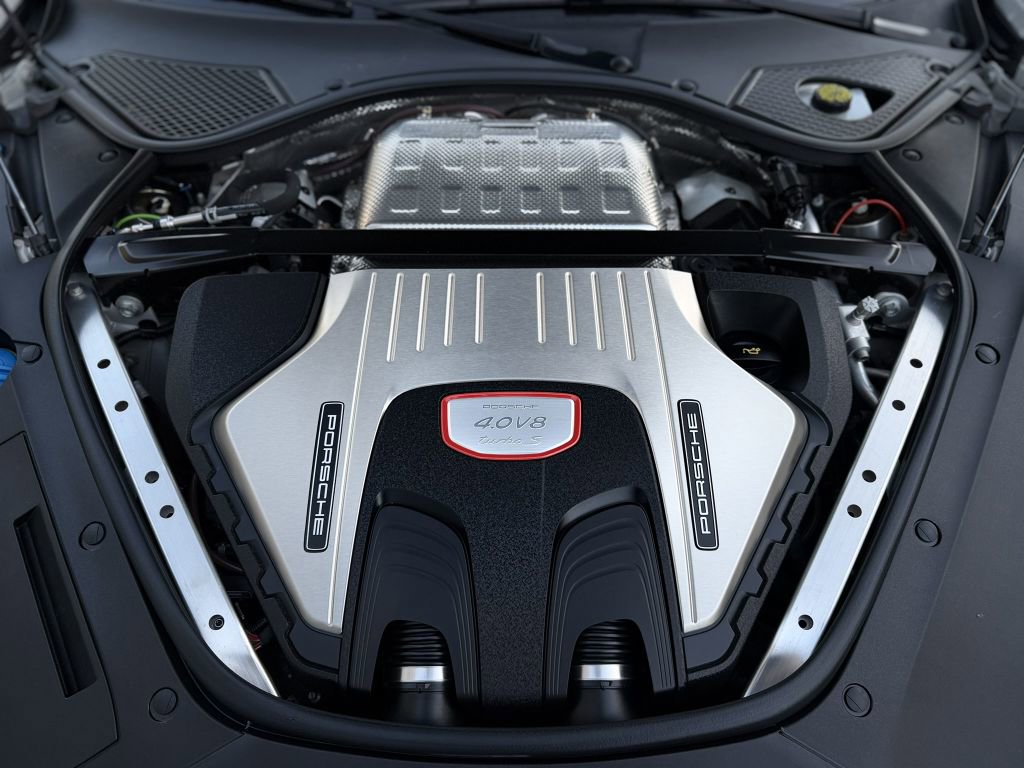 Used 2022 Porsche Panamera Turbo S image 46