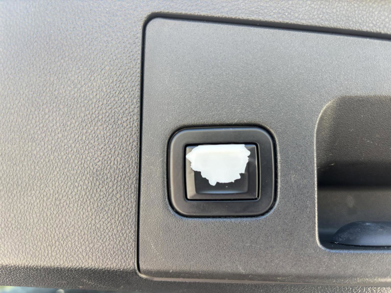 Used 2019 Cadillac XT4 Premium Luxury w/ Driver Awareness Package image 29