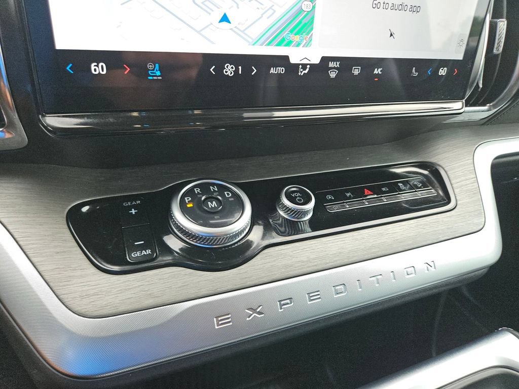 Used 2025 Ford Expedition Platinum AWD/4WD image 29