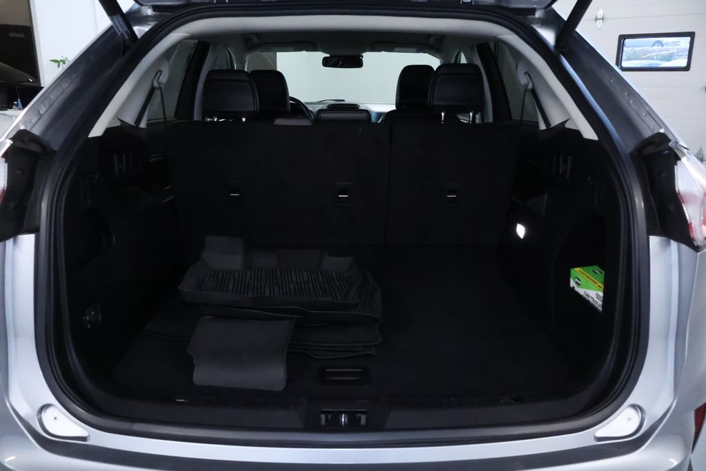 Used 2022 Ford Edge SEL w/ Convenience Package AWD/4WD image 15