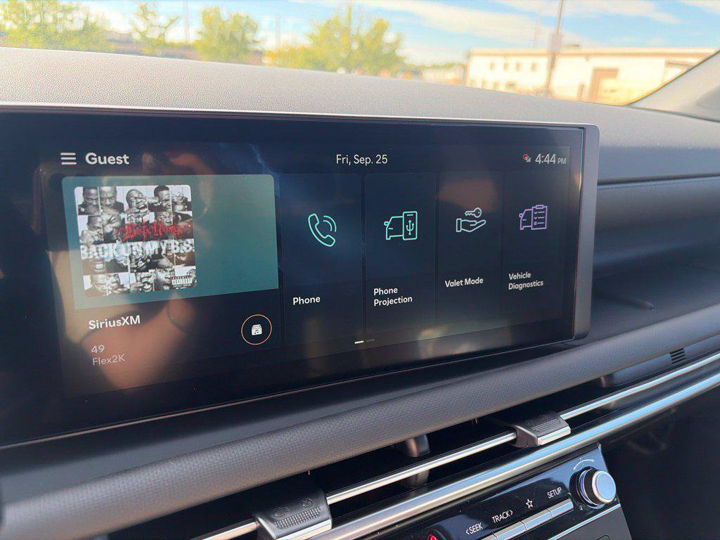 New 2027 Hyundai Santa Cruz SE AWD/4WD image 17