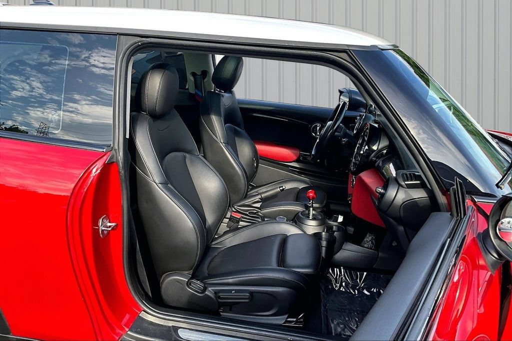 Used 2016 MINI Cooper S FWD image 25