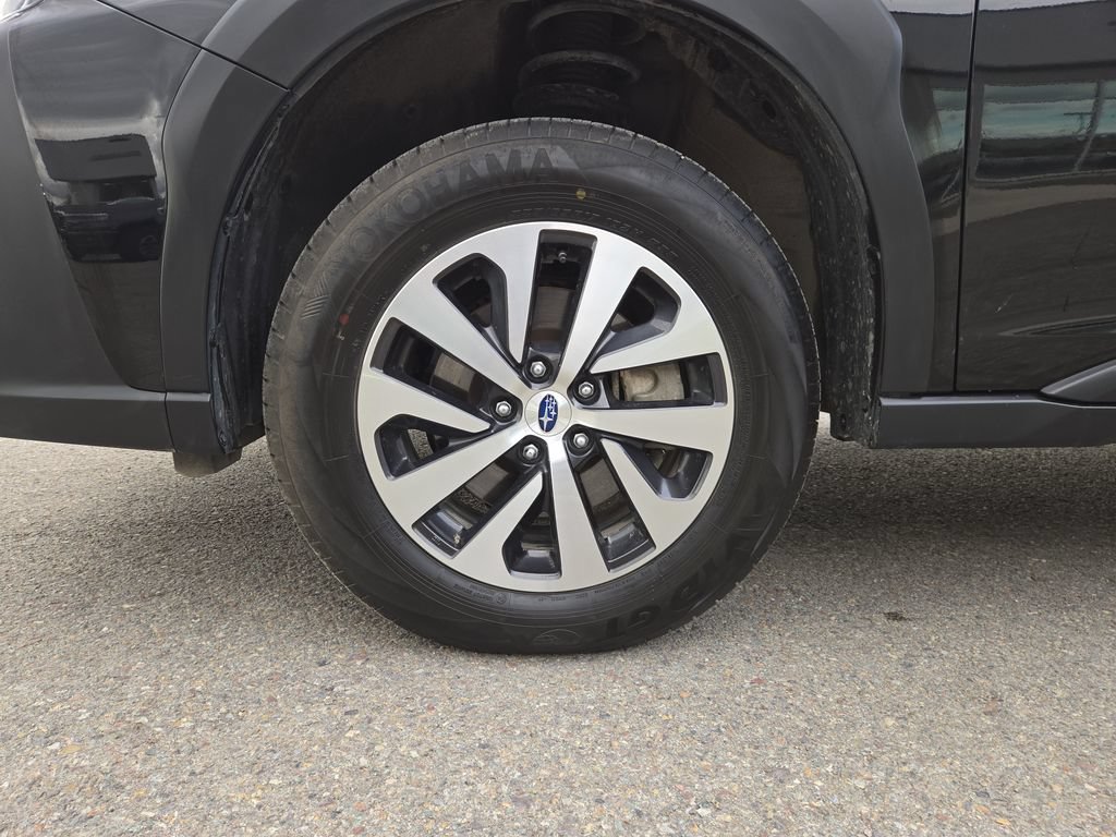 Used 2025 Subaru Outback Premium AWD/4WD image 10