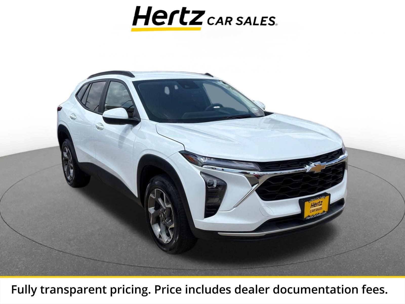 Used 2025 Chevrolet Trax LT FWD image 1