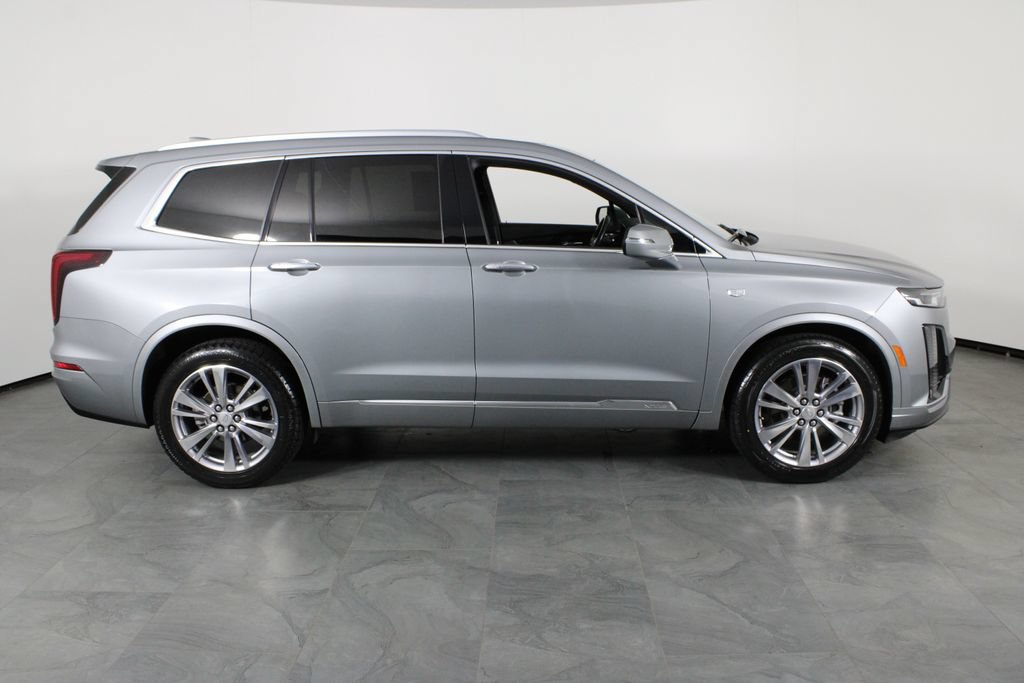 Used 2023 Cadillac XT6 Premium Luxury FWD image 14