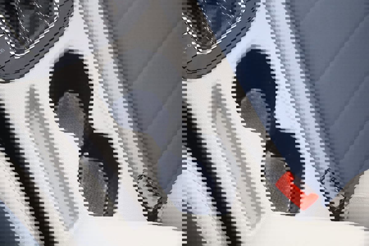 Used 2025 Volkswagen Jetta SE image 25