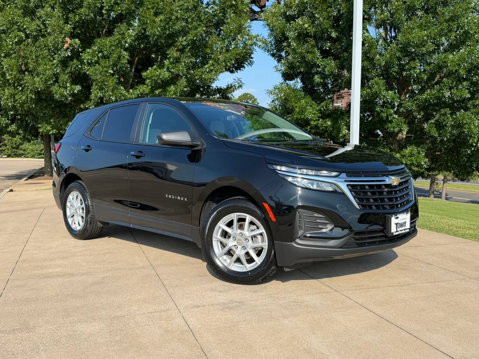 Used 2024 Chevrolet Equinox LS w/ LS Convenience Package